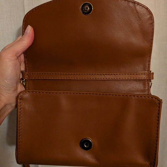 Fount Hazelnut Pennington Wallet Purse - Picture 2 of 7